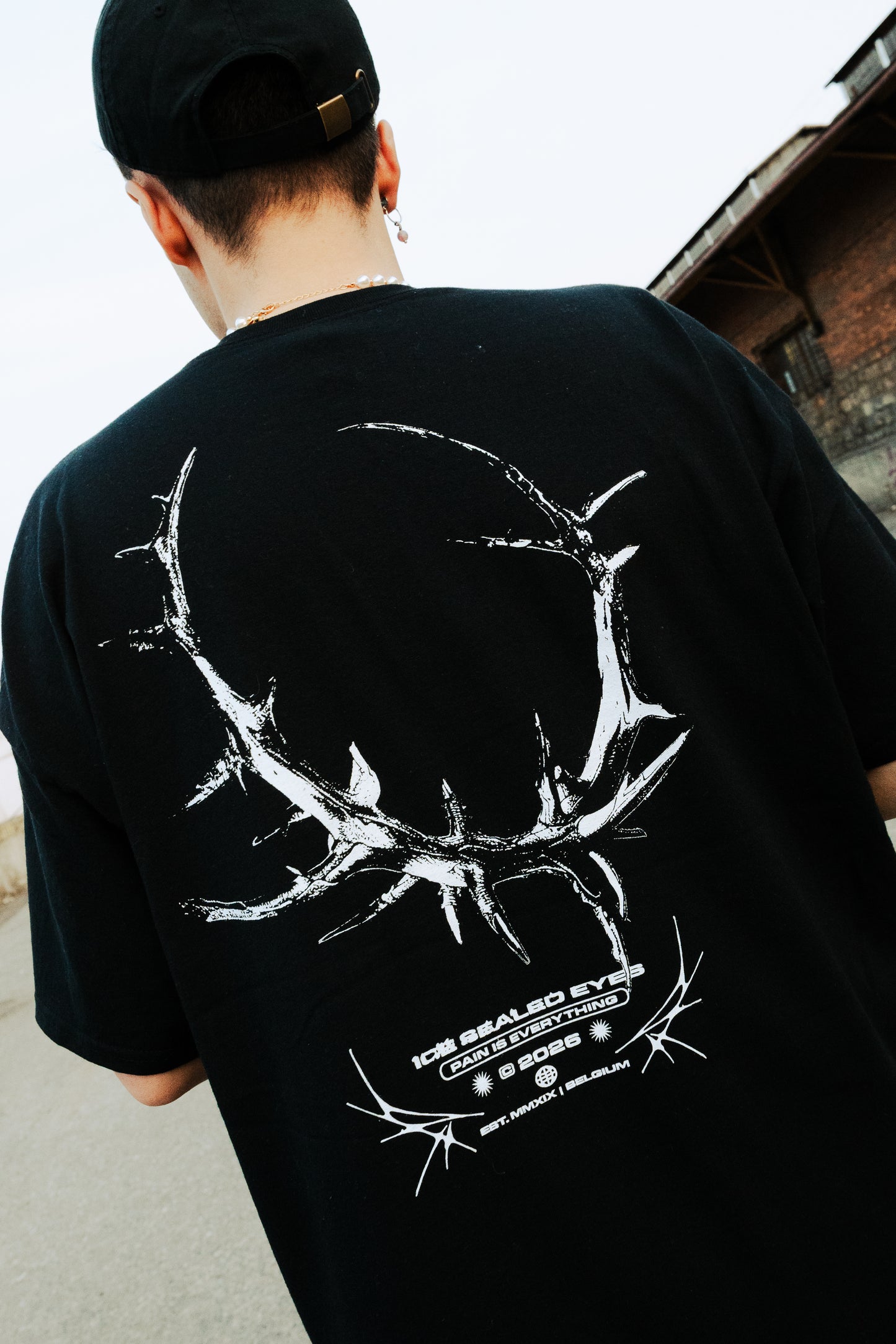 Ice Sealed Eyes - CVLT tee